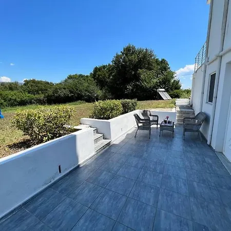 Efis & Michaelas House! *